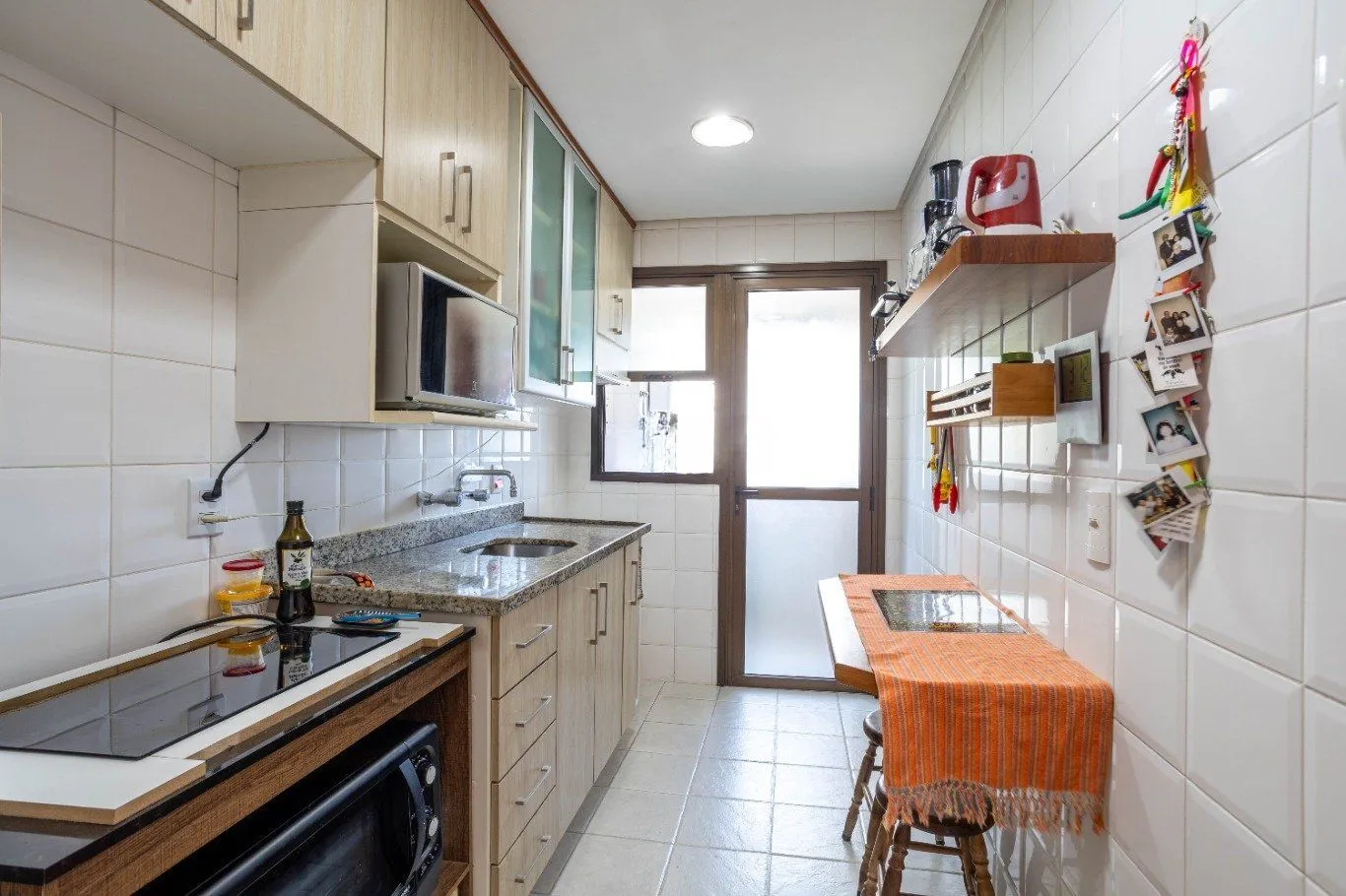 Imagem Apartamento de 3 quartos e 93m² à venda em Rio Branco, Porto Alegre.
