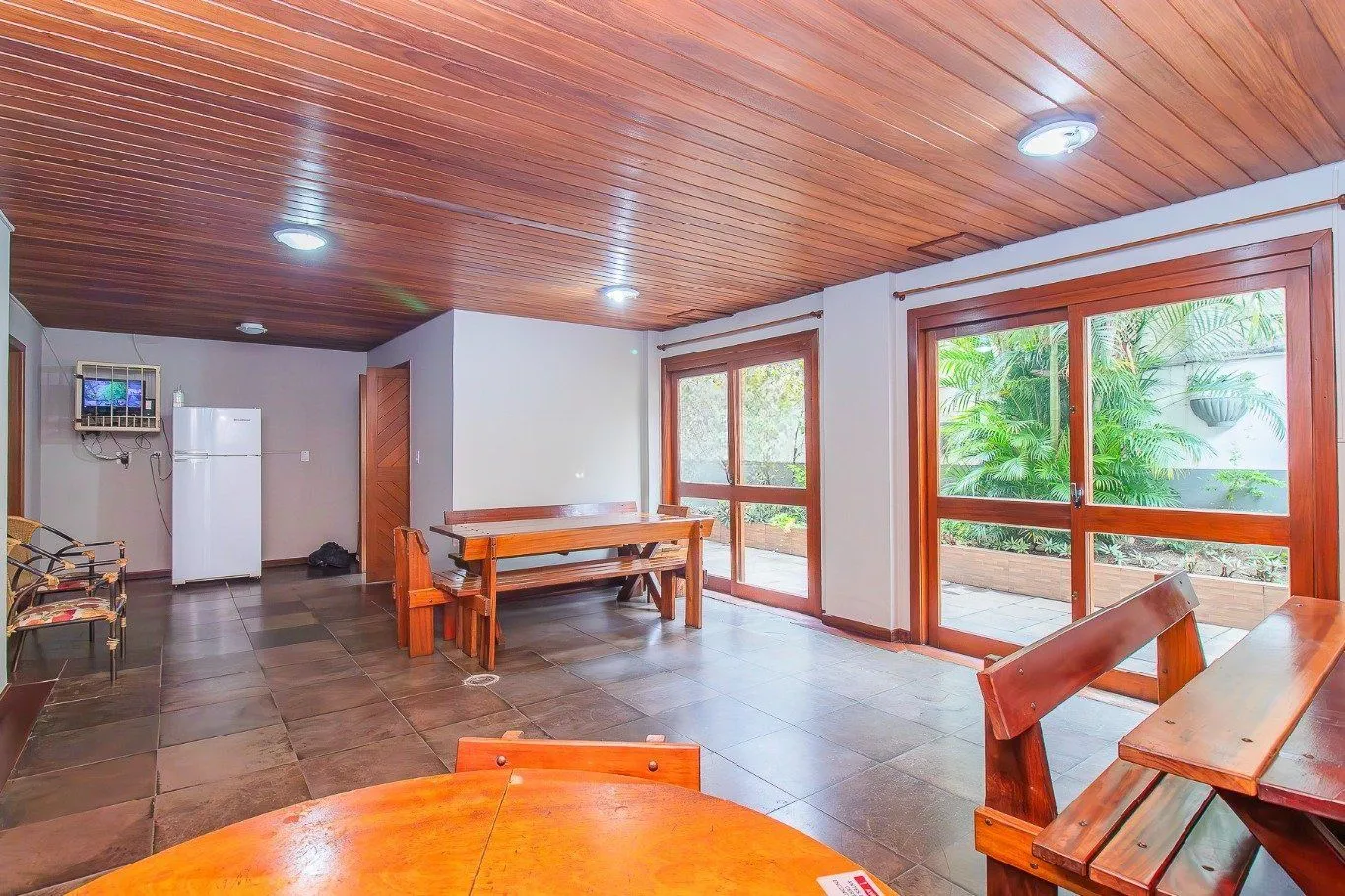 Imagem Apartamento de 2 dormitórios e 94m² à venda em Petrópolis, Porto Alegre.