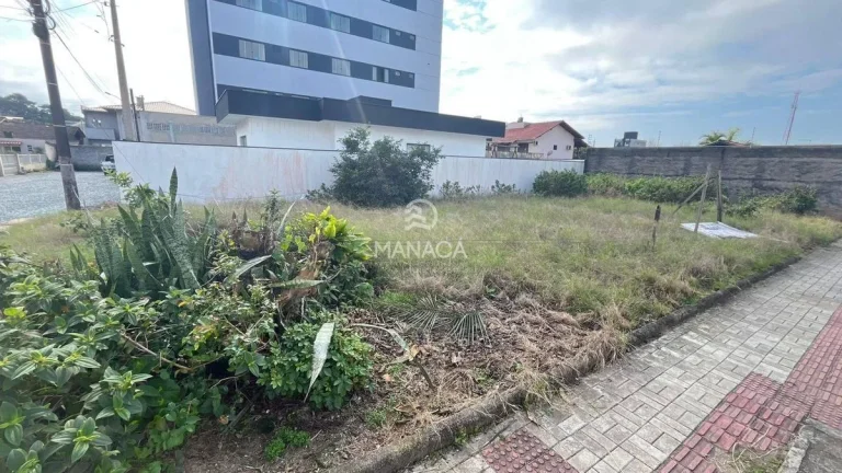 Imagem Terreno de Esquina com 311m² – Excelente Oportunidade para Investidores e Construtores!
