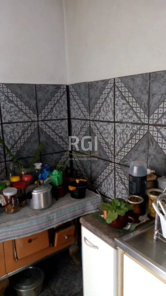 Imagem Casa para Venda - 65m², 3 dormitórios, 3 vagas - São José