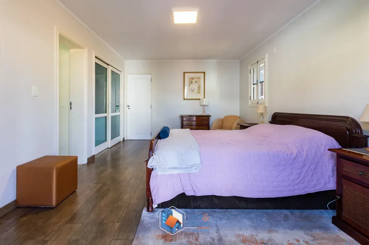 Imagem Casa para venda em Alto da Lapa com 3 quartos, sendo 3 suítes, 310m²