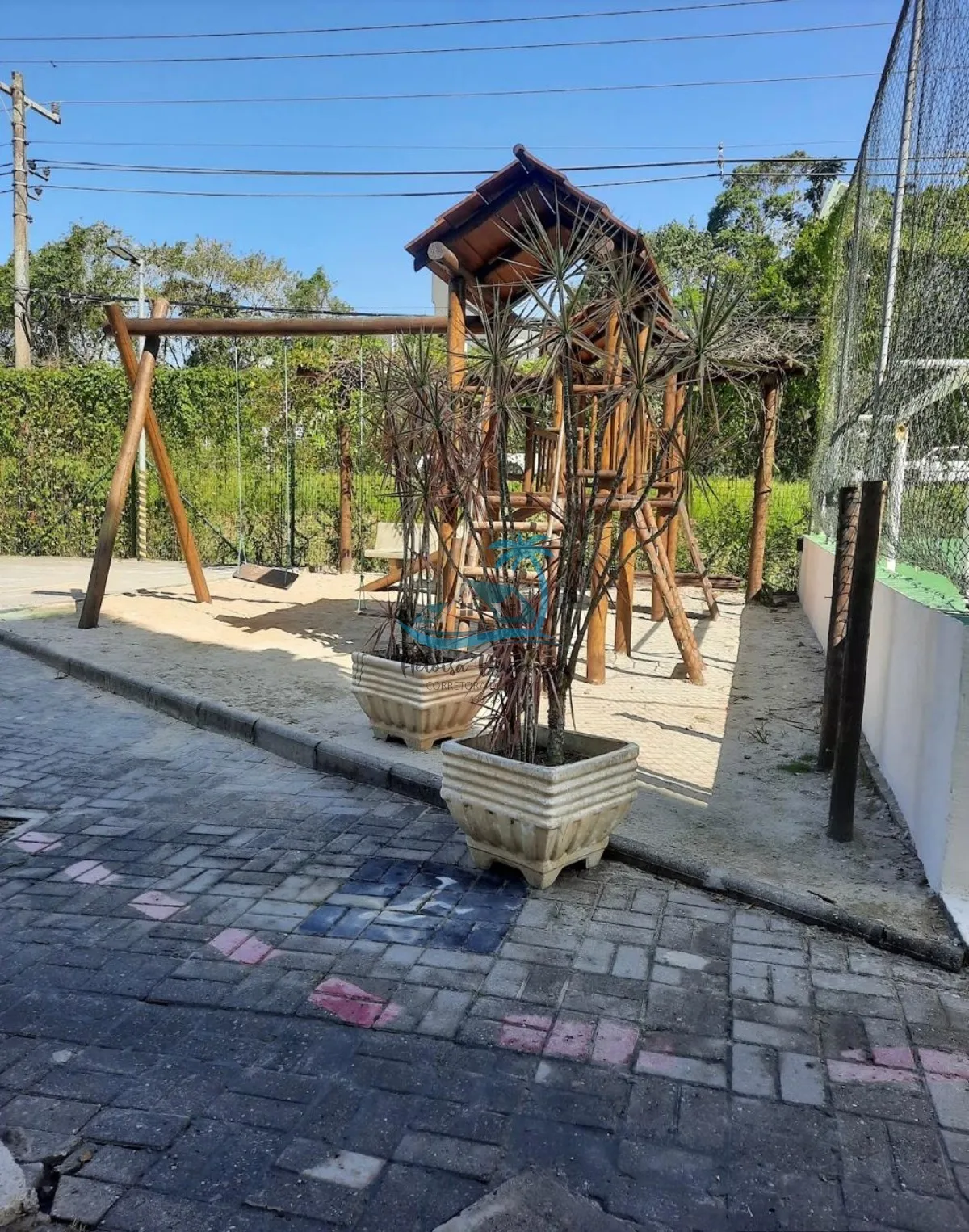 Imagem Apartamento mobiliado com 2 dormitórios a venda em Ubatuba.