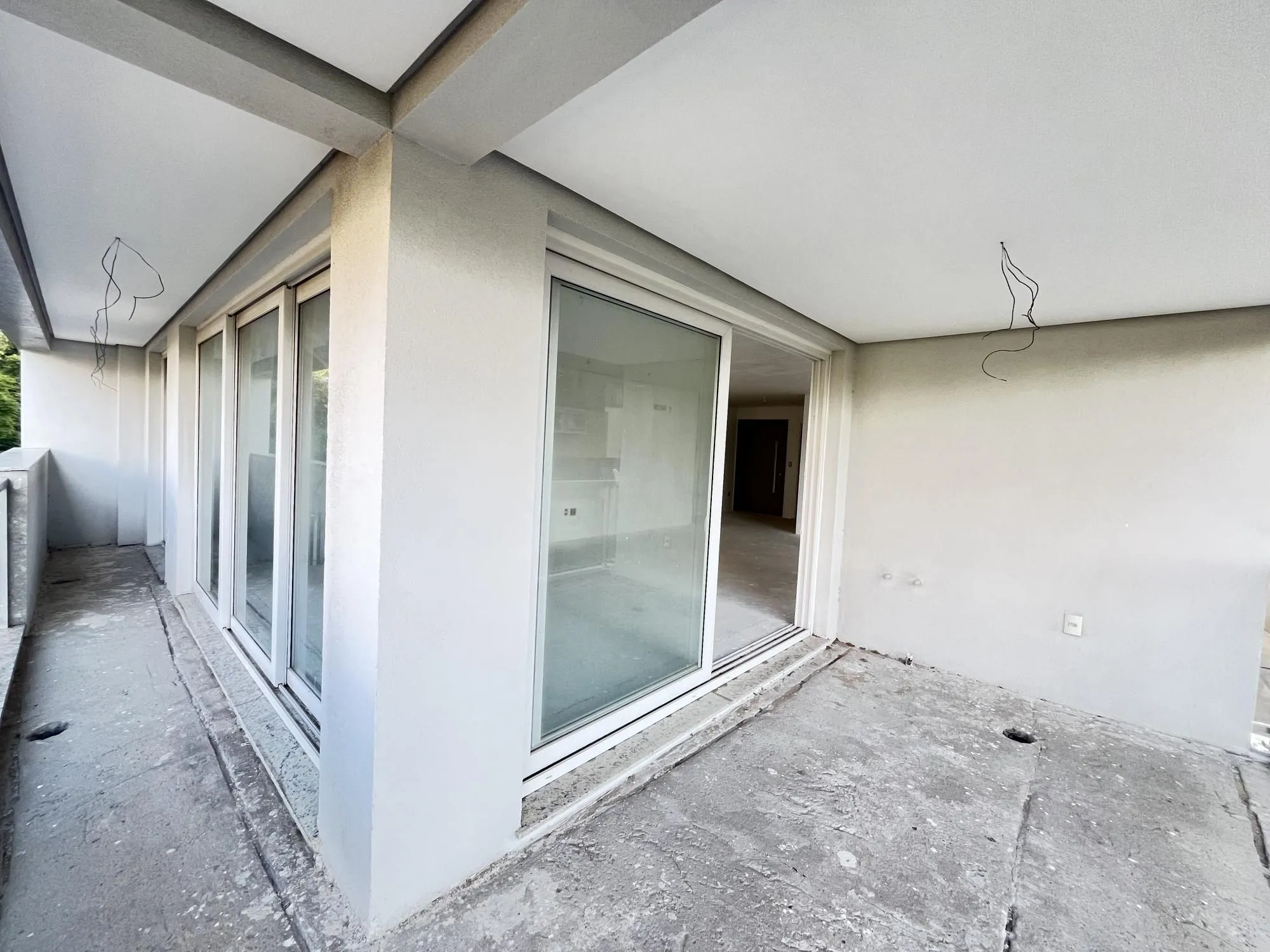 Imagem Apartamento com 3 suítes no bairro São João em Porto Alegre
