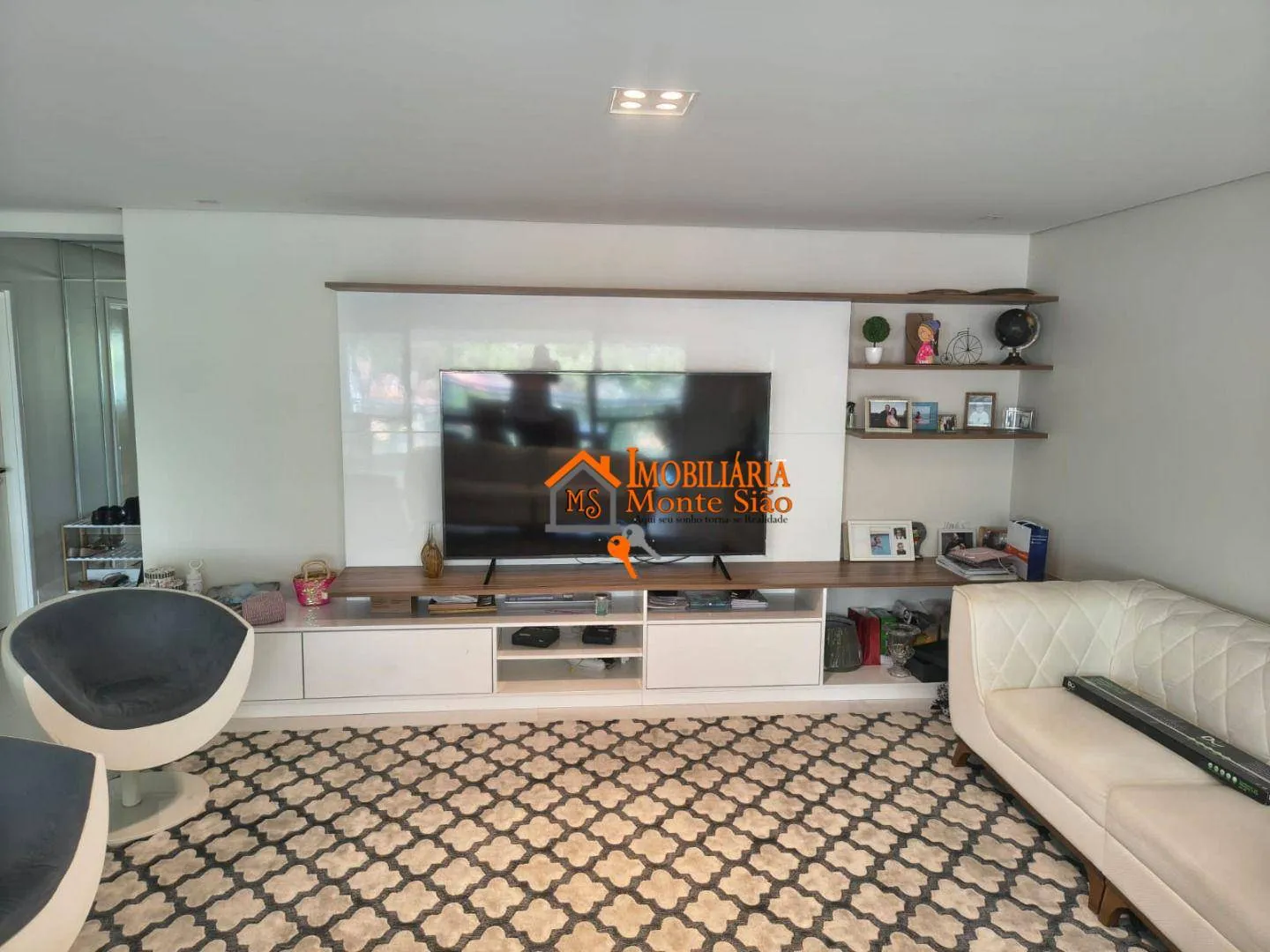 Imagem Apartamento com 4 dormitórios para alugar, 197 m² por R$ 17.600,00/mês - Jardim Santa Mena - Guarulhos/SP