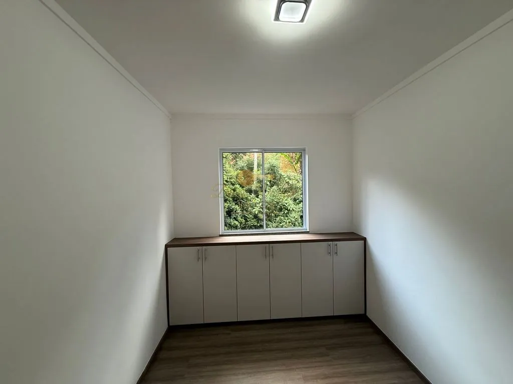 Imagem Apartamento para Venda em Teresópolis / RJ no bairro Pimenteiras