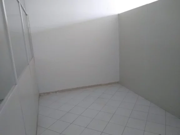 Imagem Ótimo barracão com 647 m², próximo à av. Nações Unidas