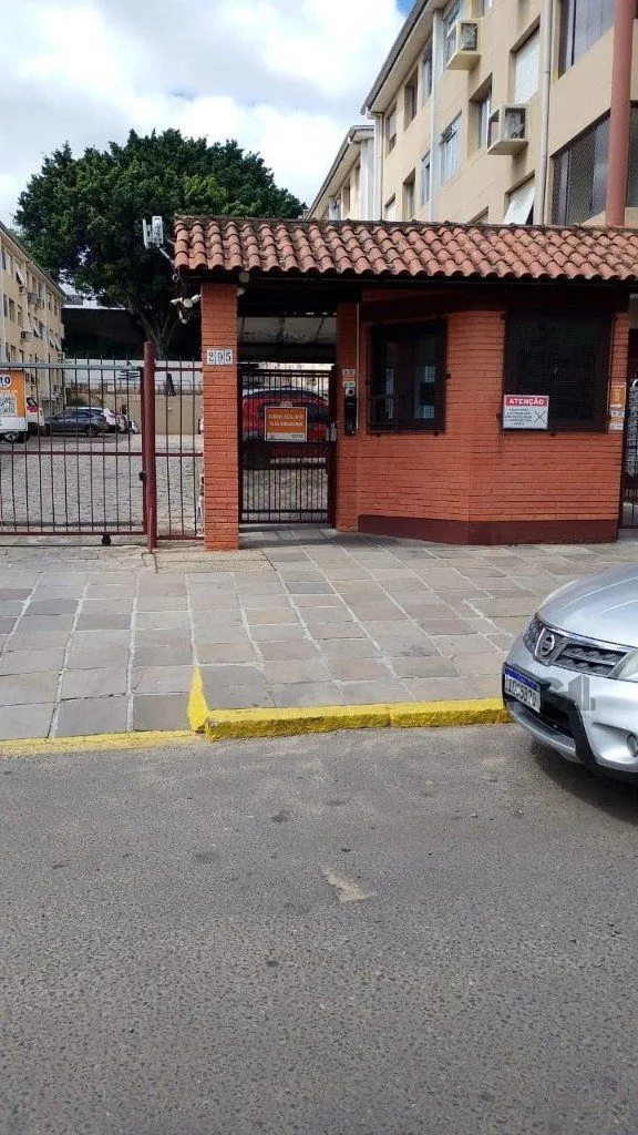 Imagem Com 2 quartos espaçosos, 1 banheiro, e 1 vaga de garagem