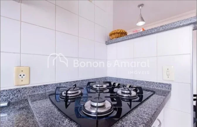Imagem Apartamento de 1 dormitório reformado, semi-mobiliado, bem localizado e já alugado, ideal para inv...