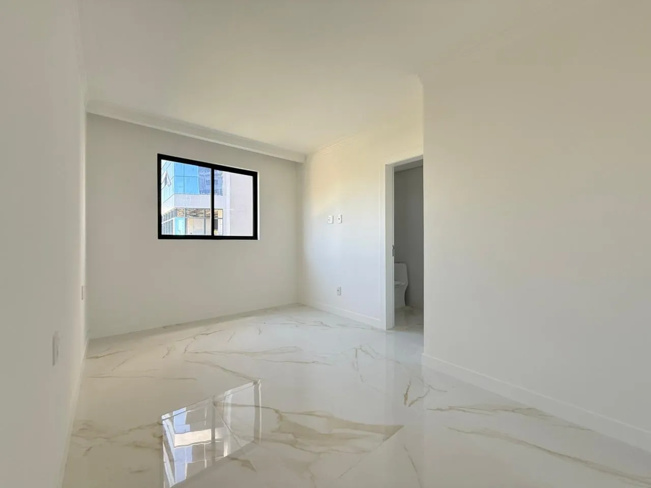 Imagem Apartamento com vista para o mar à venda com 163.1m2 por R$ 5.450.000,00