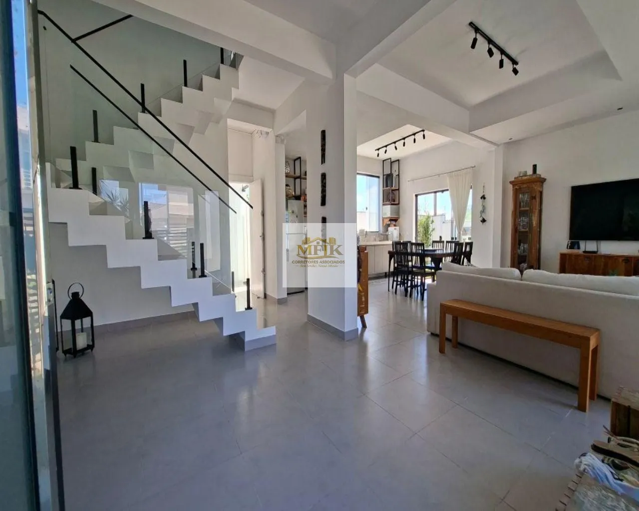 Imagem Casa com 4 quartos à venda no Atami ,SOBRADO, CASA NO LITORAL