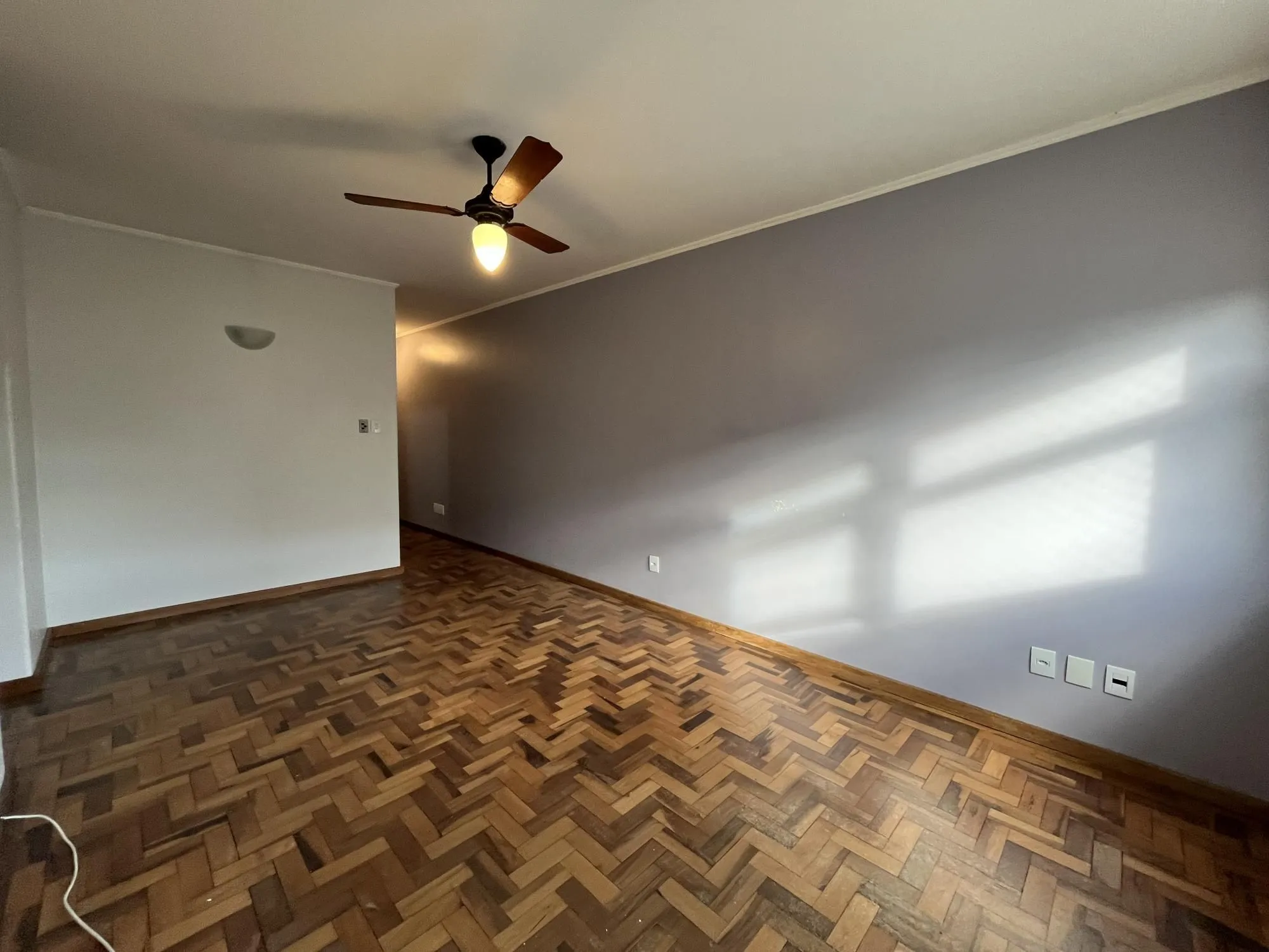 Imagem Apartamento de 2 quartos, opção 3º quarto ou gabinete e 1 vaga de garagem