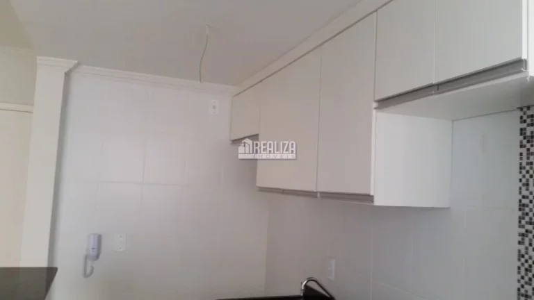 Imagem Lindo apartamento à venda no Condomínio Alencarina, Uberaba - 2 dormitórios, porcelanato!