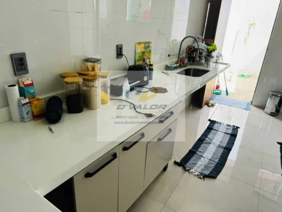 Imagem Vendo Casa em excelente localização com 131m², 02 Quartos (sendo 01 suíte), 01 Vaga