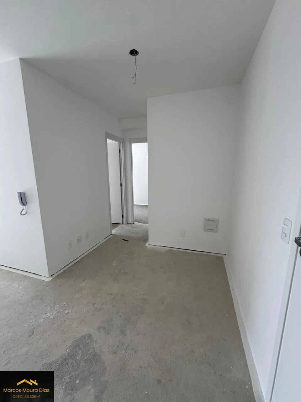 Imagem Apartamento com Sacada, 2 Dormitórios e 1 Vaga