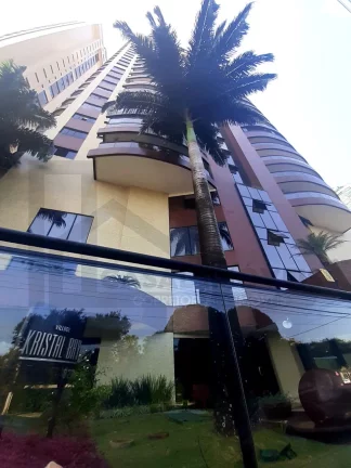 Imagem CASAL IMÓVEIS VENDE ED CITY BAY LUXUOSO DE 302 M² 4 SUÍTES + 4 VGS 100% MOBILIADO PORTEIRA FECHADA