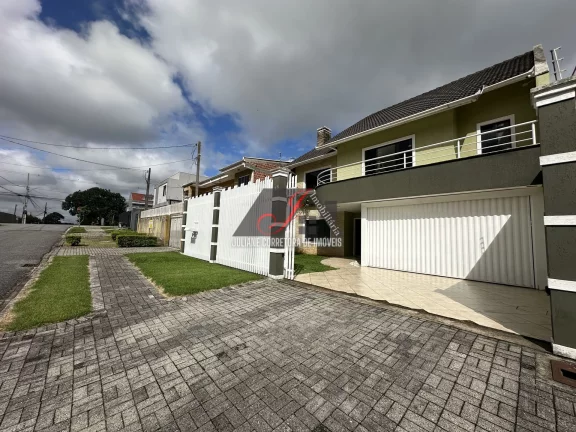 Imagem Casa Alto Padrão à venda, bairro Pinheirinho em Curitiba.