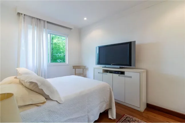 Imagem Casa 4 suítes 528m² Brooklin Paulista São Paulo Rua Sônia Ribeiro