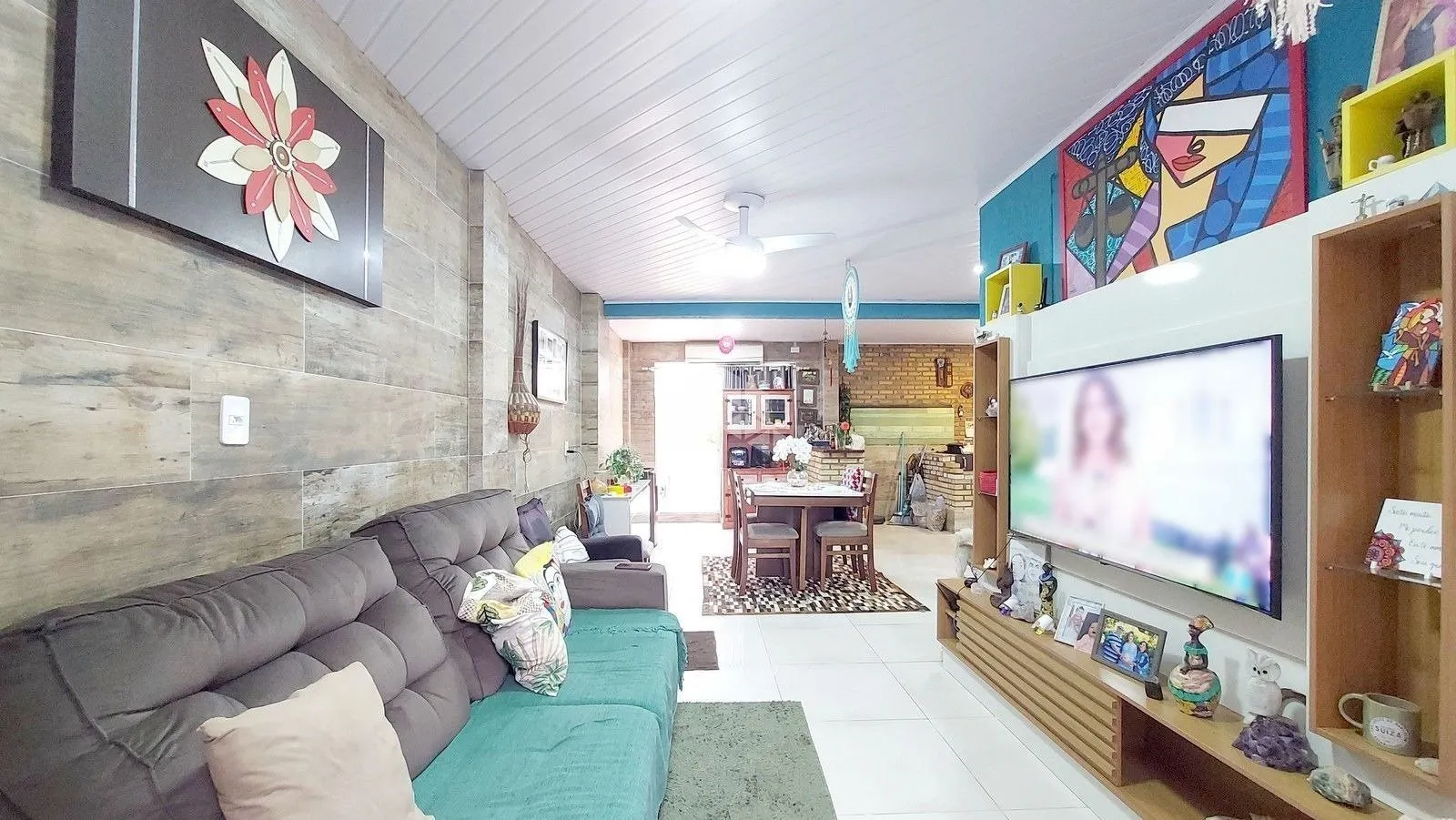 Imagem Casa com 3 dormitórios á venda no Bairro Sarandi, Porto Alegre