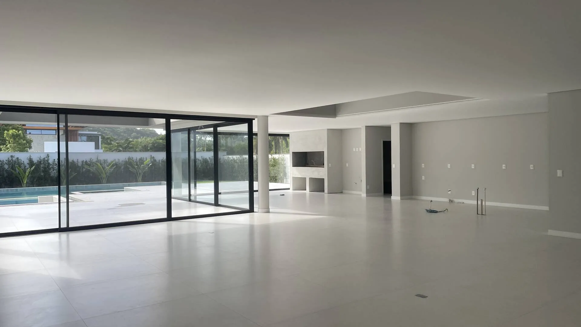 Imagem Casa com 6 dormitórios à venda, 1000 m² - Jurerê Internacional - Florianópolis/SC