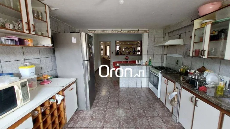 Imagem Casa à venda, 333 m² por R$ 699.000,00 - Jardim Planalto - Goiânia/GO