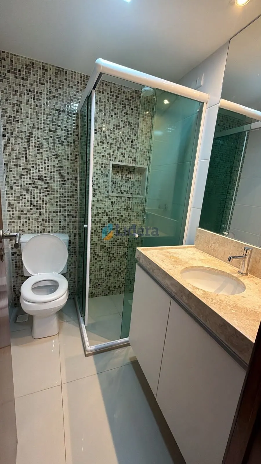 Imagem Apto espaçoso - 74,46m² - 2 quartos - 1 suite - 1 vaga fixa / 1 vaga rotativa - em Intermares, Cabedelo/PB