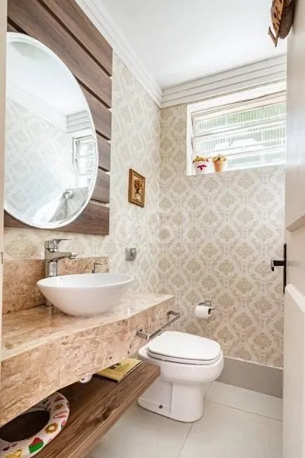Imagem Excelente casa de 264m² com 4 dormitórios no bairro Menino Deus