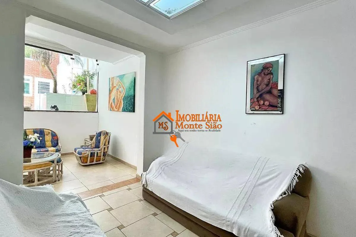 Imagem Sobrado com 4 dormitórios à venda, 700 m² por R$ 1.800.000,00 - Jardim Santa Mena - Guarulhos/SP