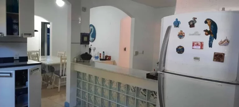 Imagem Casa a beira mar na praia da Tabatinga - Caraguatatuba