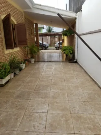 Imagem Casa com 3 Quartos à Venda, 240 m² em Jardim Brasil - Caraguatatuba