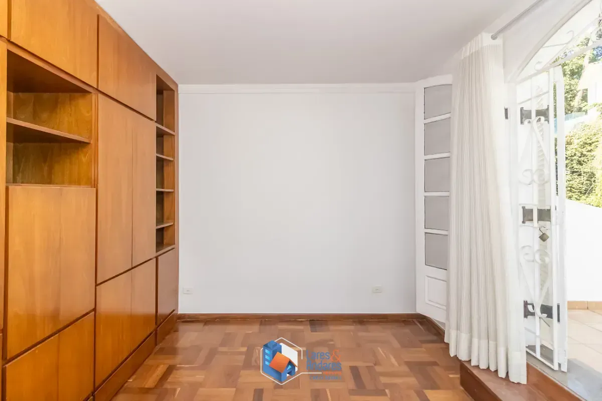 Imagem Casa para venda em Vila Morumbi com 4 quartos, sendo 2 suítes, 374m²