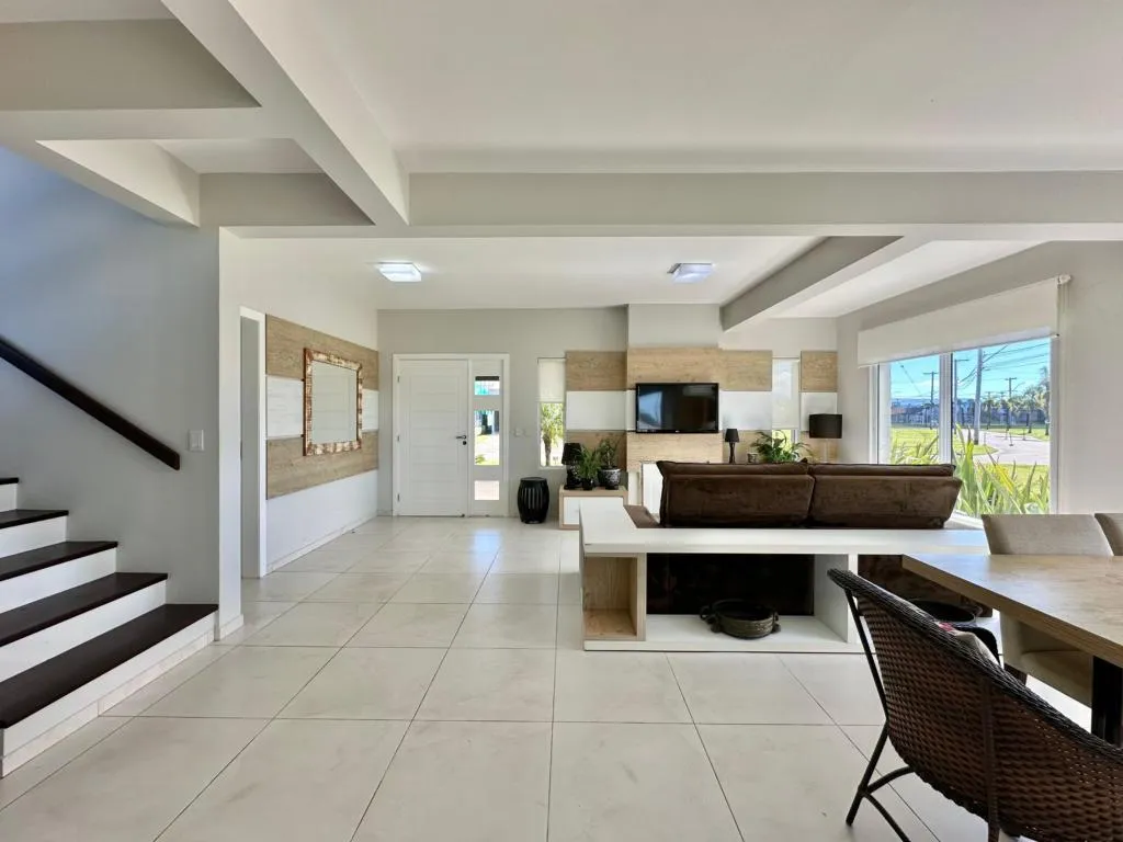 Imagem Casa em Condominio 3 Dormitórios - Bairro Dubai