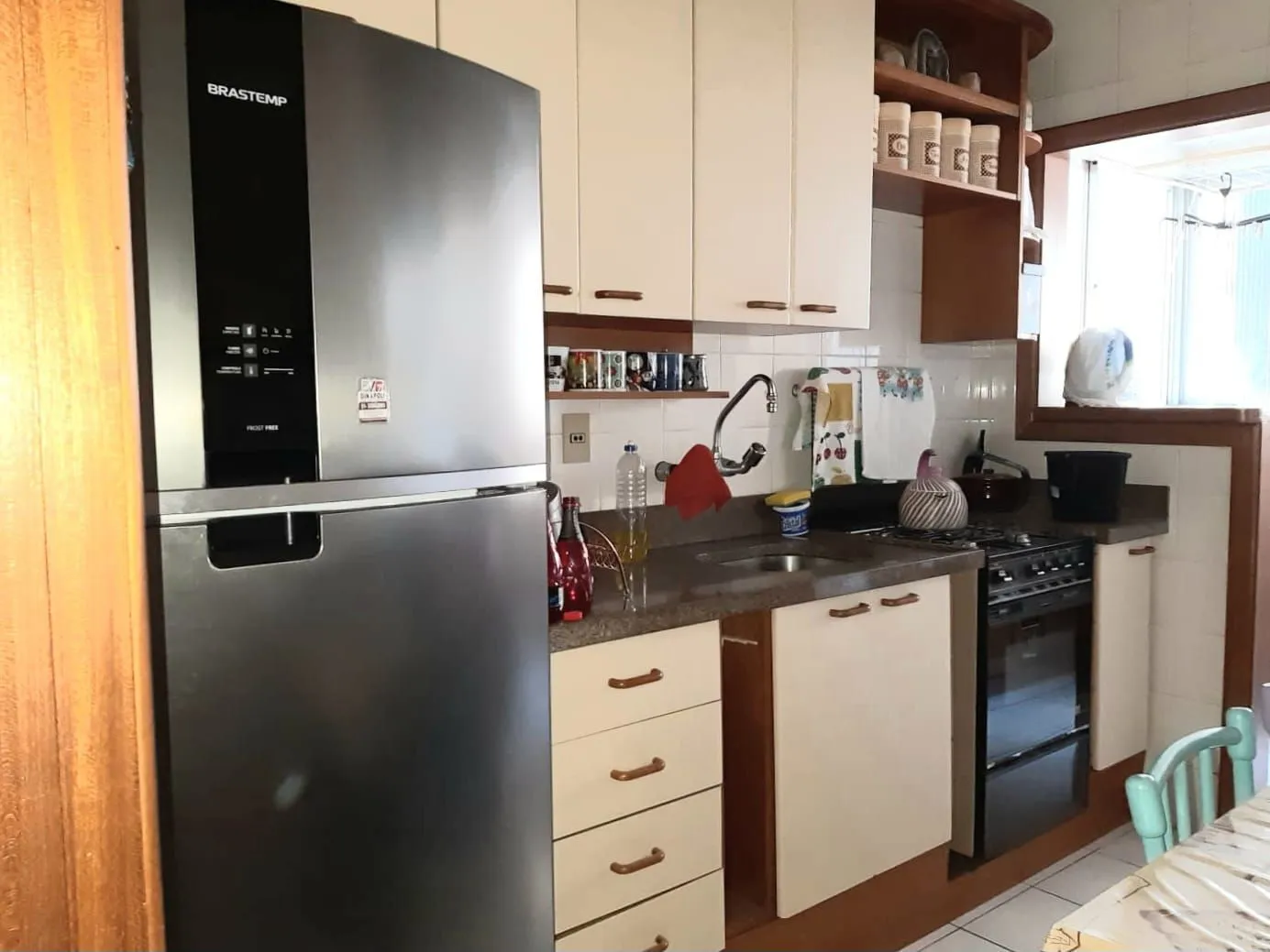 Imagem Apartamento 2 Dormitórios, 1 vaga Dupla de Garagem, Bairro Independência, Porto Alegre-RS