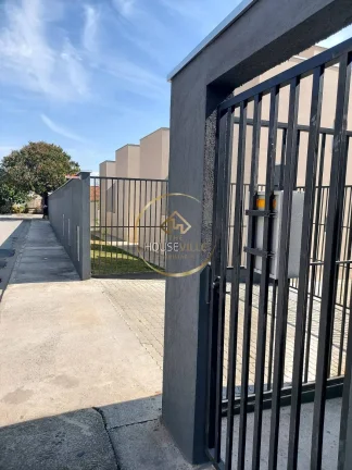 Imagem Casa Sobrado 2 dormitórios com quintal, 1 vaga, Sjc.