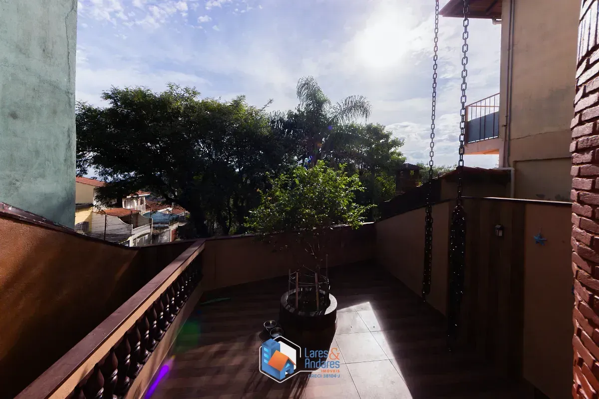 Imagem Sobrado para venda em Parque Panamericano com 4 quartos, 190m²