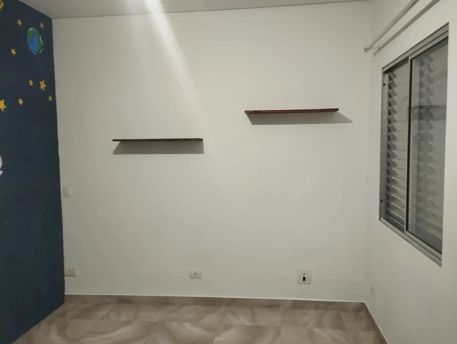 Imagem Casa com 2 Quartos para Alugar, 100 m² em Vila Brasílio Machado - São Paulo