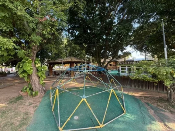 Imagem Linda Casa em Condomínio de Alto Padrão em Jaguaribe, Salvador-BA: 5 Quartos, 2 Suítes, 4 Salas, 4 Vagas - 333m²!