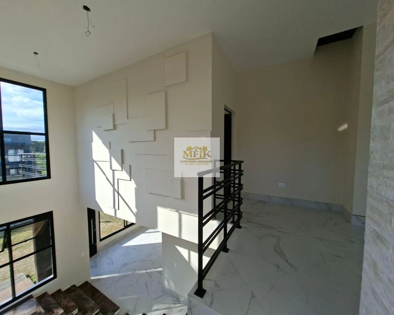 Imagem Casa com 214 m² e 3 quartos à venda em Atami