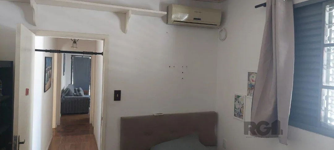 Imagem CASA COM EXTENSO PÁTIO NO CAMAQUÃ