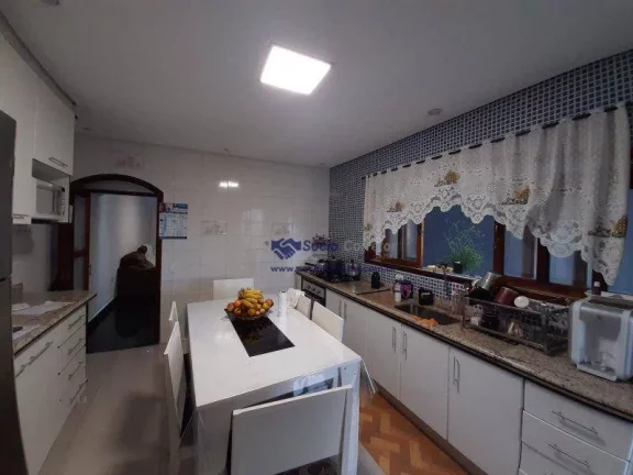 Imagem Sobrado com 3 dormitórios à venda, 174 m por R$ 700.000,00 - Jardim Adriana - Guarulhos/SP