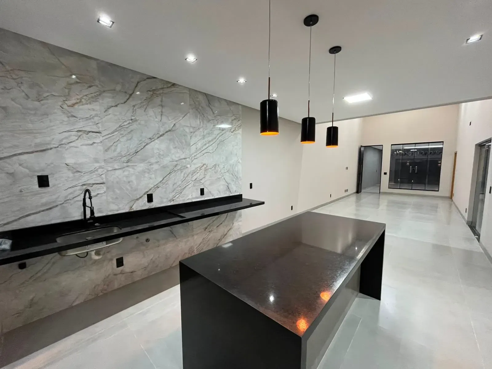Imagem Casa com 3 Quartos à Venda, 164 m² em Parque João Braz - Cidade Industrial - Goiânia