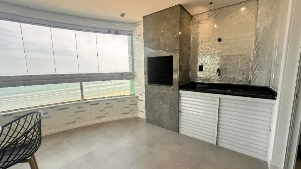 Imagem APARTAMENTO COM 190,00 m² - CANTO DO FORTE - PRAIA GRANDE SP