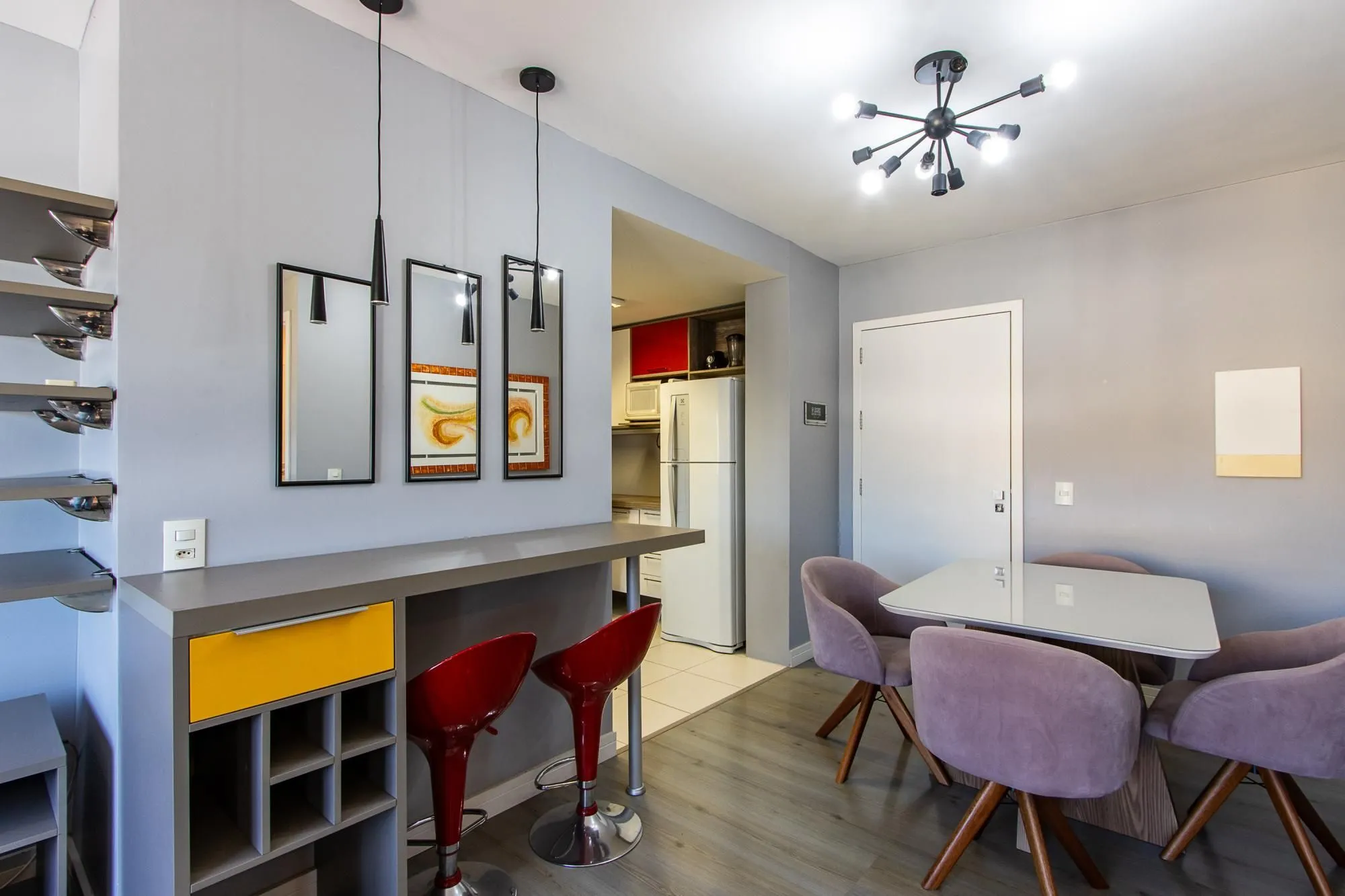 Imagem Apartamento com 2 quartos e 65m² à venda em Tristeza, Porto Alegre.