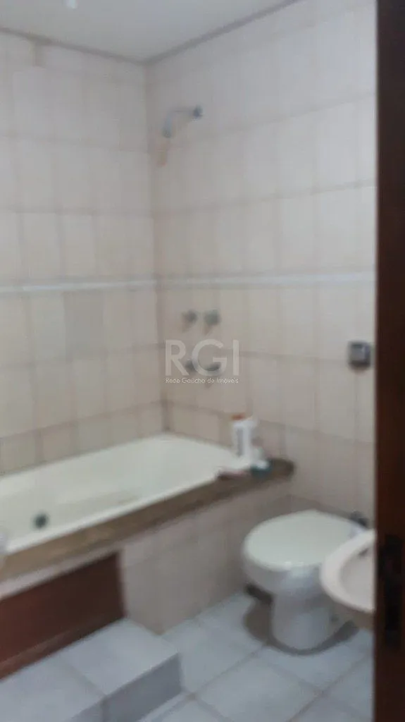 Imagem Casa para Venda - 165.65m², 3 dormitórios, sendo 1 suites, 2 vagas - Vila Nova