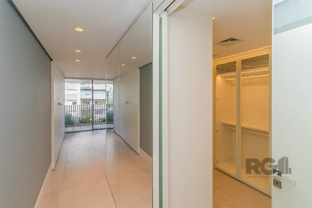 Imagem apartamento - 4 dormitórios - 4 vagas - 388,44 m² - Moinhos de Vento