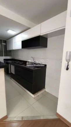 Imagem Apartamento de 2 dormitórios com piscina e portaria 24hrs no Condomínio Residencial Park Uberaba, no bairro Jardim Libânio em Uberaba