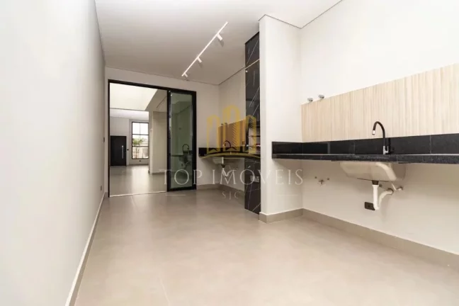 Imagem Magnifica casa Nova três dormitórios suite master espaço gourmet em condominio fechado