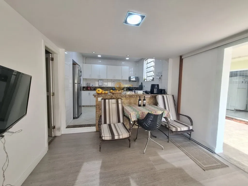 Imagem Casa para Venda em Teresópolis / RJ no bairro Várzea