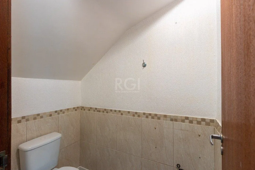 Imagem Casa para Venda - 178.4m², 3 dormitórios, sendo 1 suites, 2 vagas - Hípica