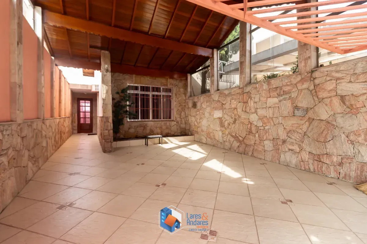 Imagem Casa para venda em Vila Marari com 3 quartos, sendo 1 suíte, 190m²