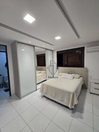 Imagem Casa de 1º andar com varanda/sacada ampla e projetadosà 300 metros da praia do Bessa/Jardim Oceania. CA0191